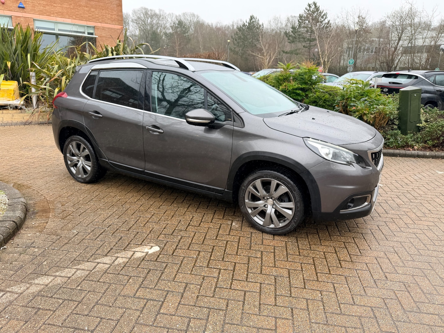 Used Peugeot 2008 2017 for sale - 77688200: Photo 4