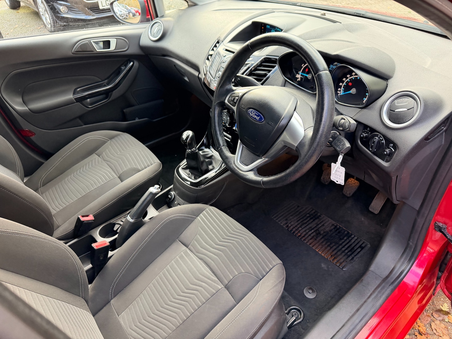 Used Ford Fiesta 2015 for sale - 77124300: Photo 16