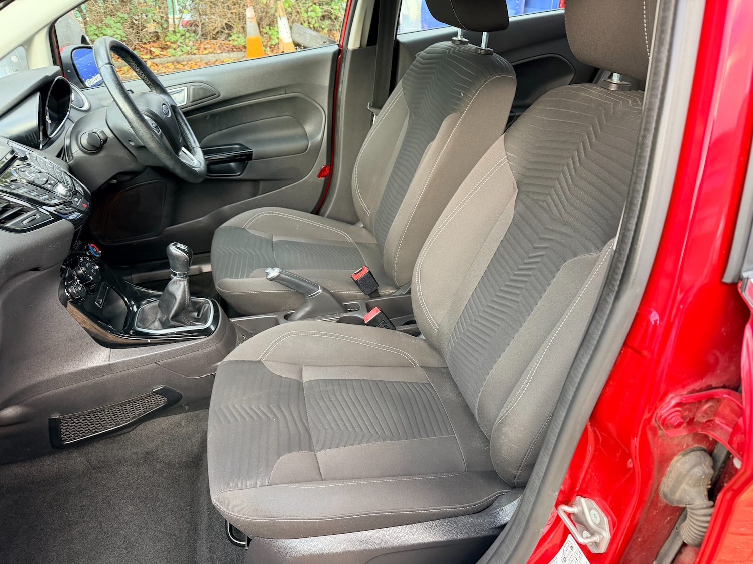 Used Ford Fiesta 2015 for sale - 77124300: Photo 18