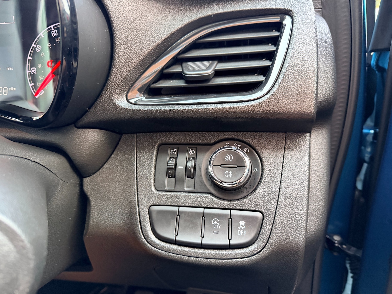 Used Vauxhall Viva 2019 for sale - 77124324: Photo 25