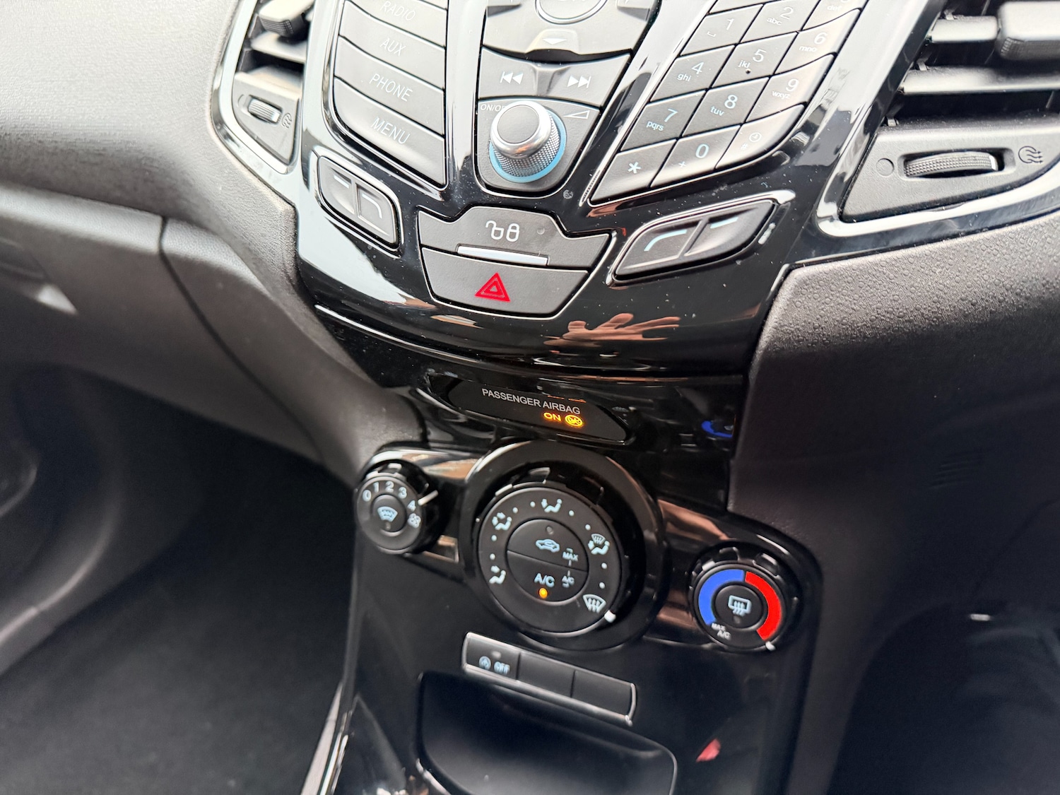 Used Ford Fiesta 2015 for sale - 77200781: Photo 18