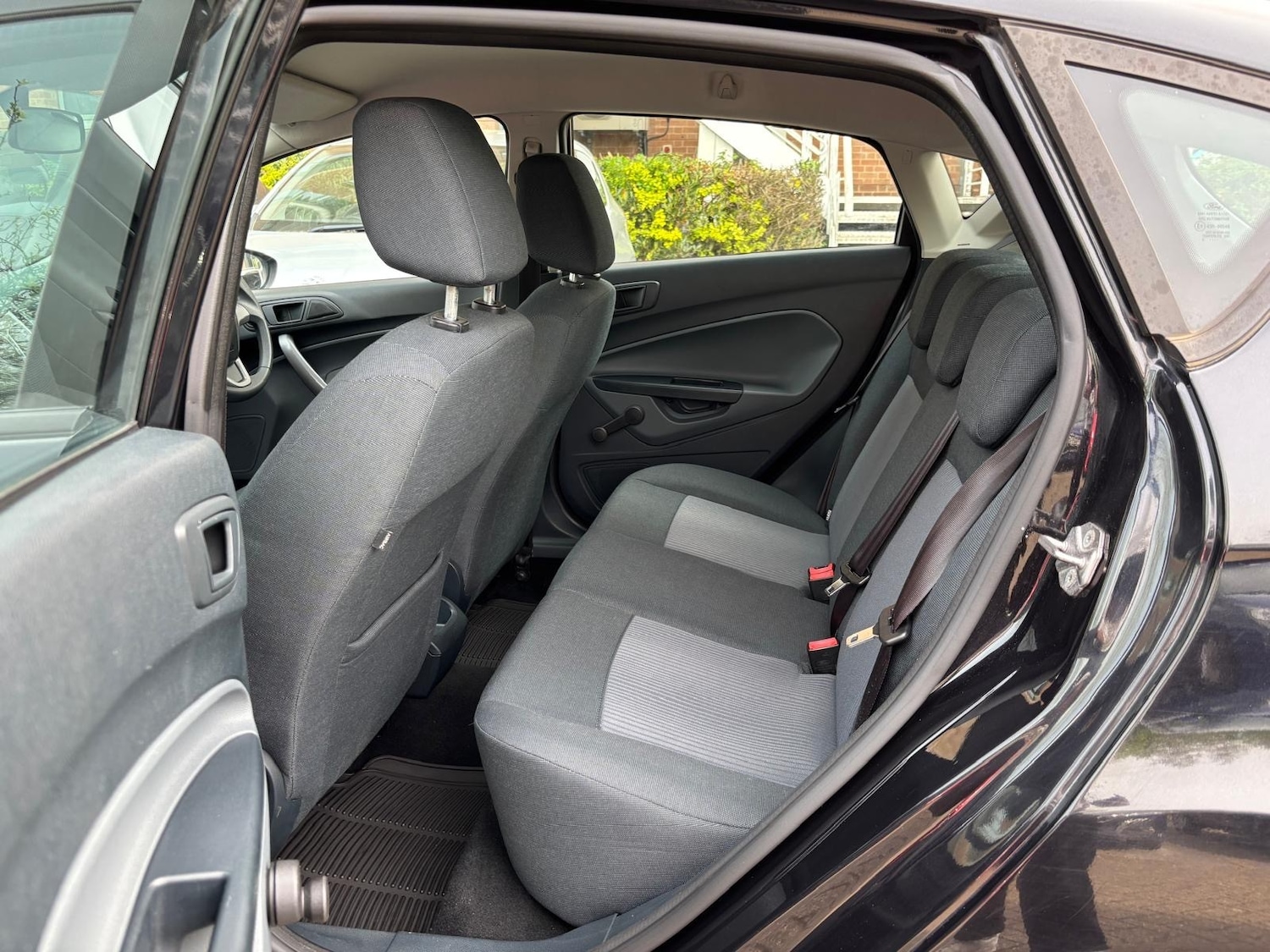 Used Ford Fiesta 2010 for sale - 78201481: Photo 22