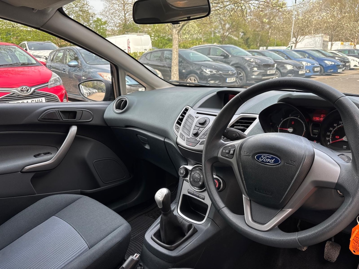 Used Ford Fiesta 2010 for sale - 78201481: Photo 23