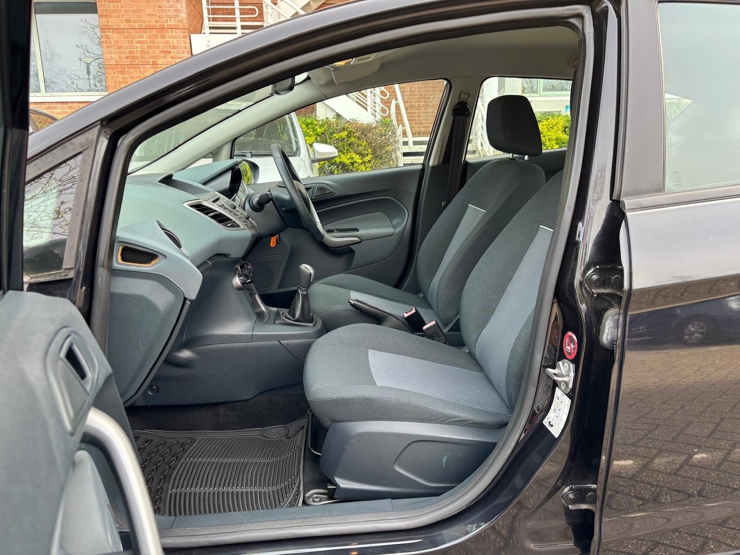 Used Ford Fiesta 2010 for sale - 78201481: Photo 35