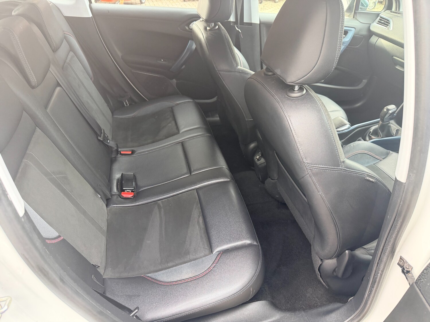 Used Peugeot 2008 2014 for sale - 77578832: Photo 16