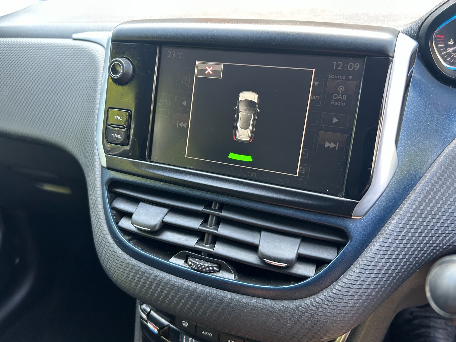 Used Peugeot 2008 2014 for sale - 77578832: Photo 23