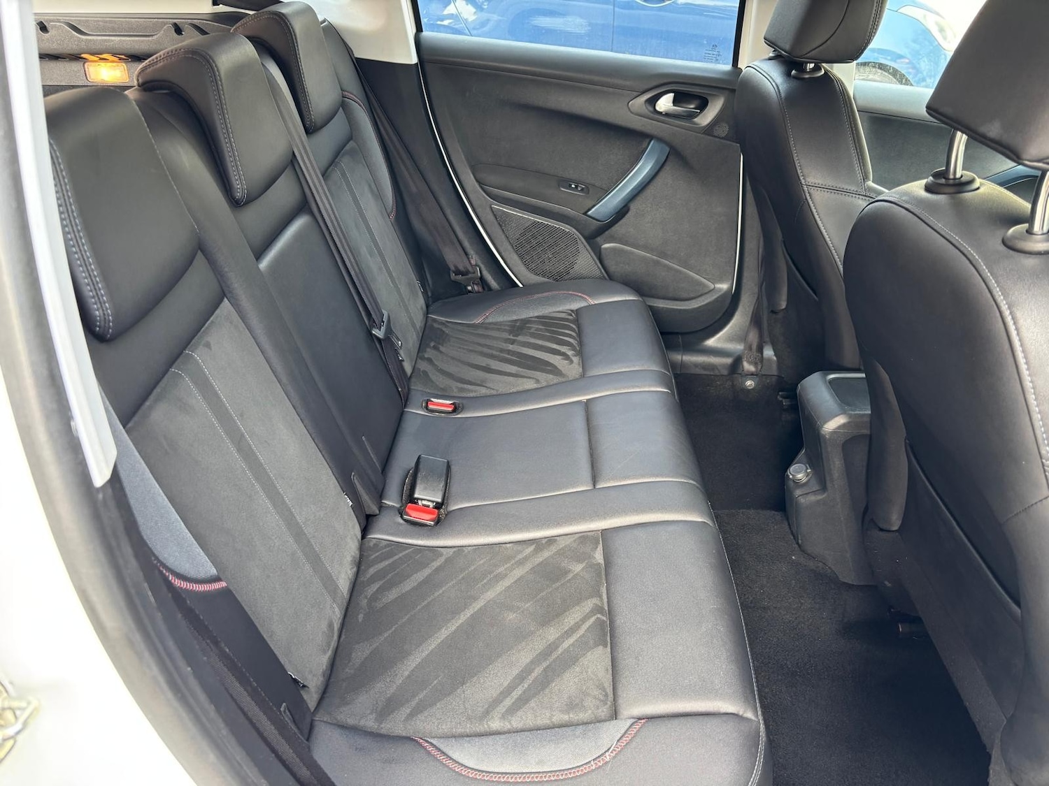 Used Peugeot 2008 2014 for sale - 77578832: Photo 24