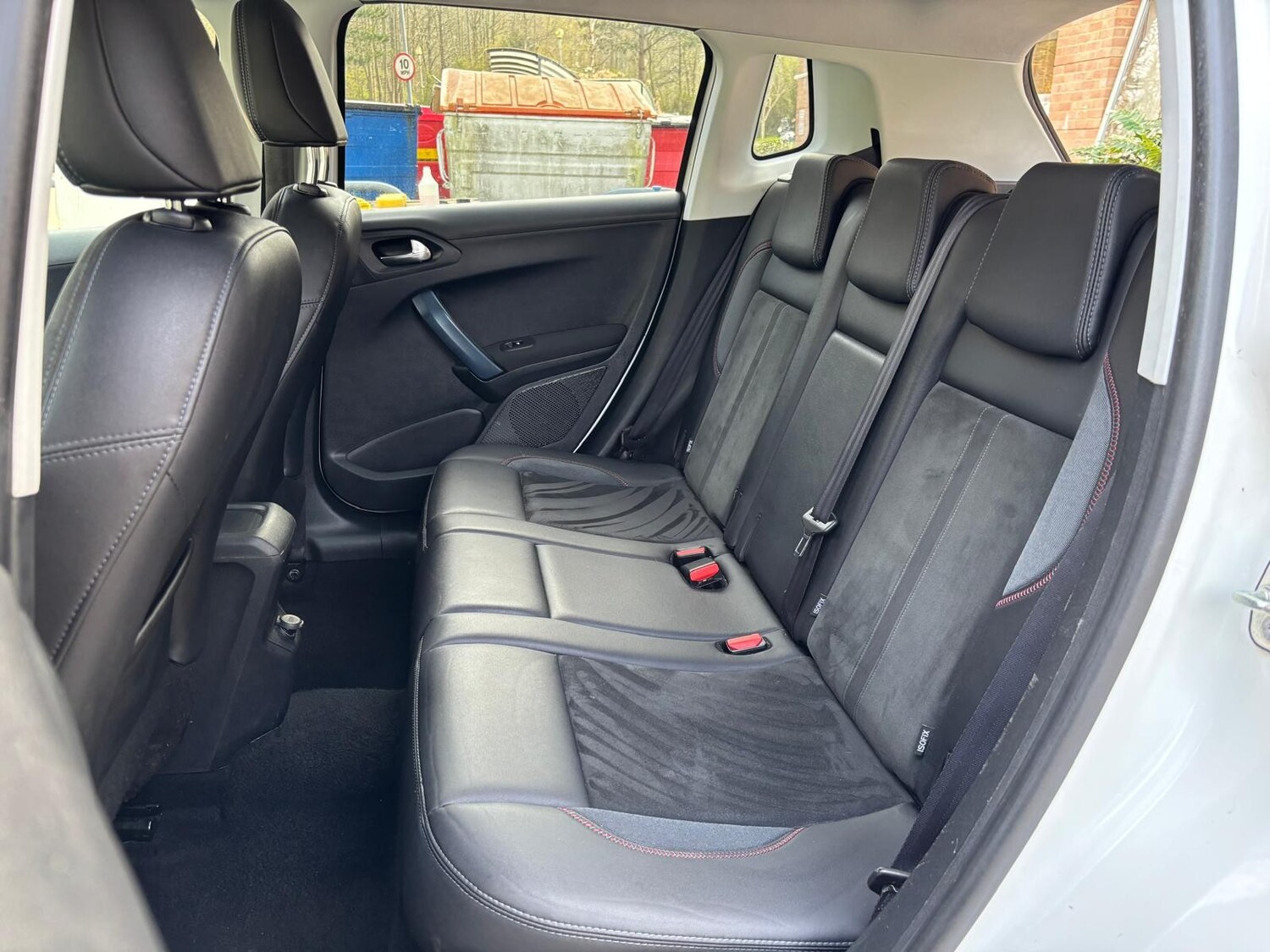 Used Peugeot 2008 2014 for sale - 77578832: Photo 27