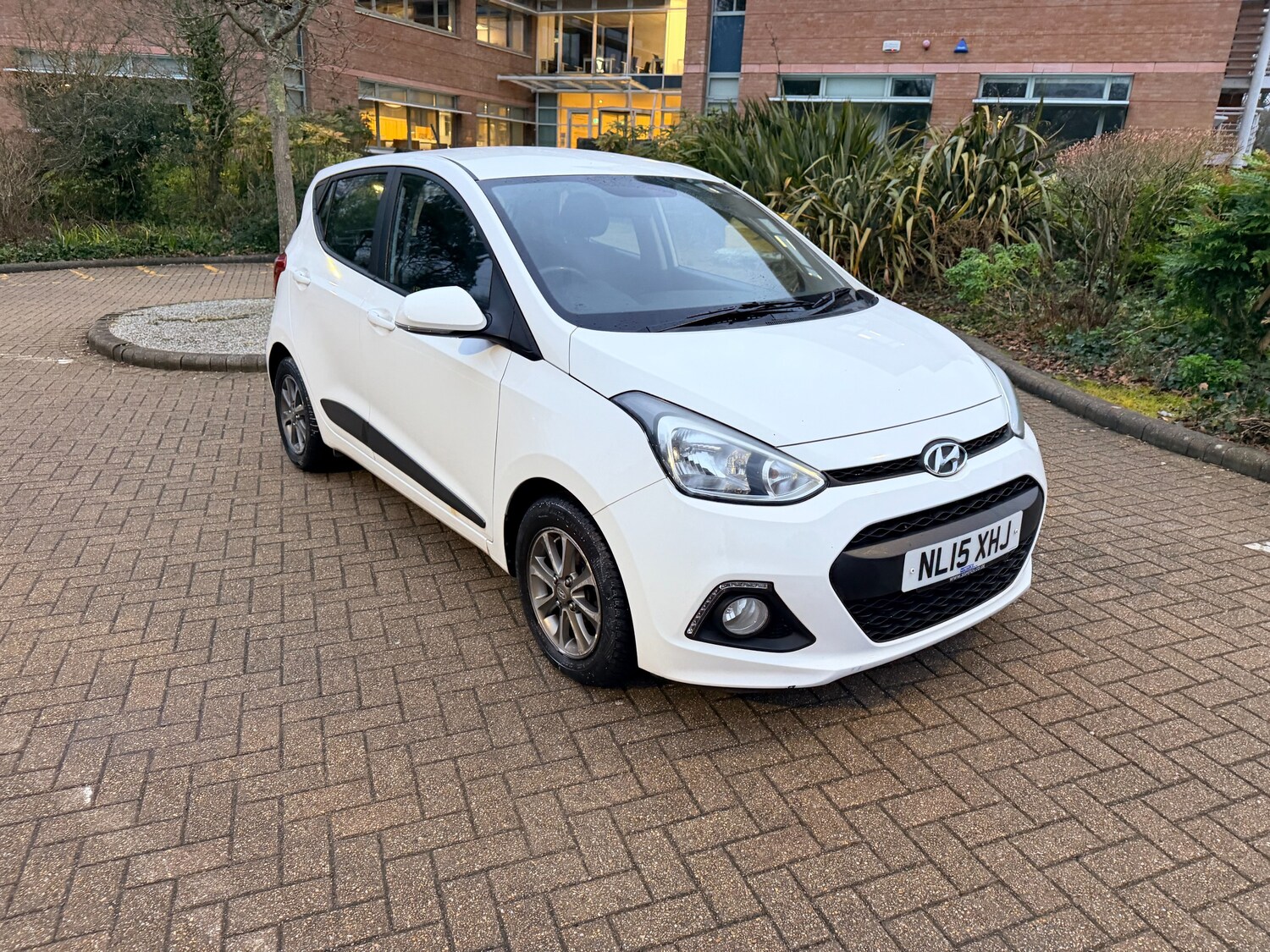Used Hyundai i10 2015 for sale - 77855847: Photo 15