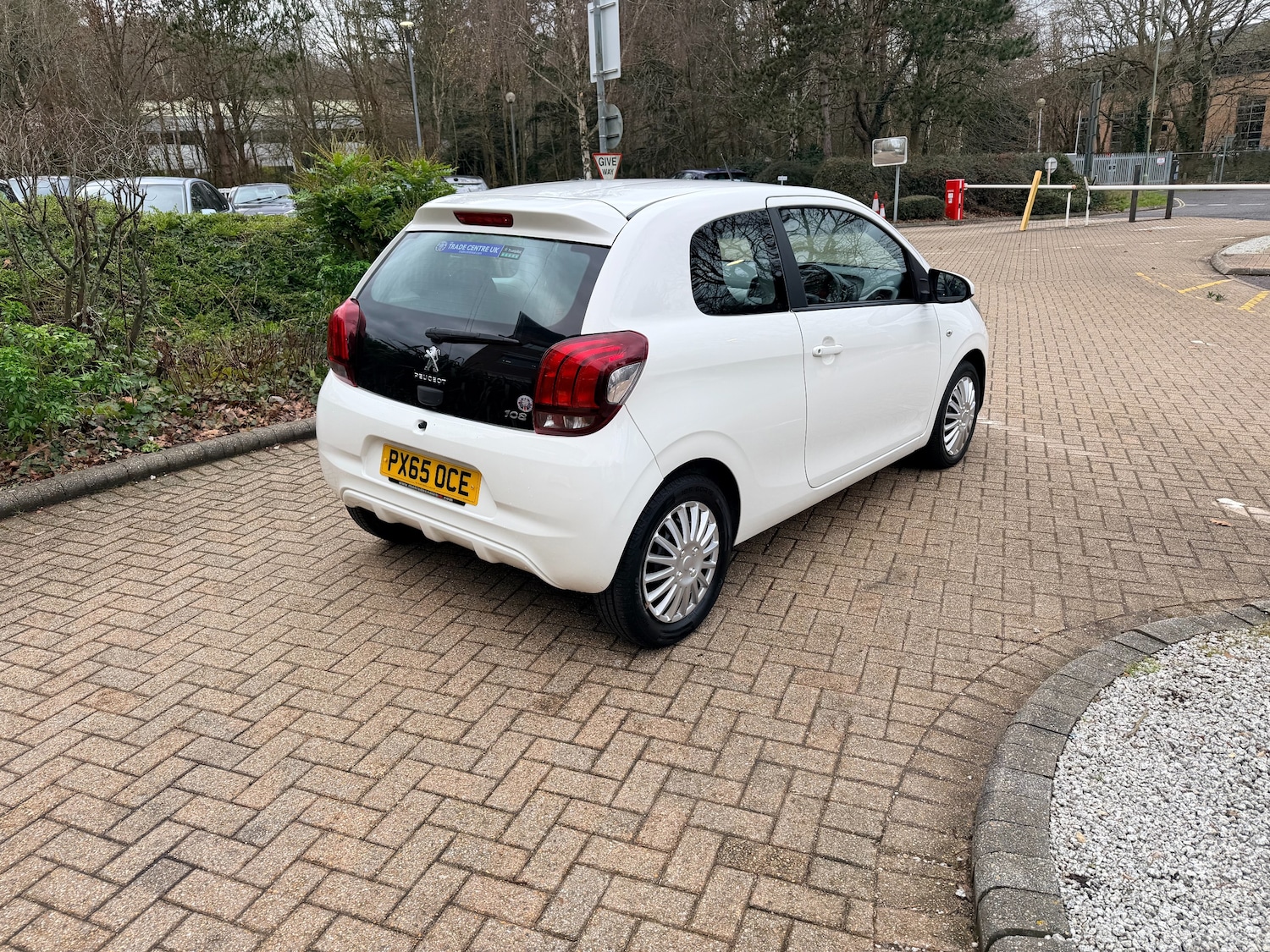 Used Peugeot 108 2015 for sale - 77398482: Photo 4
