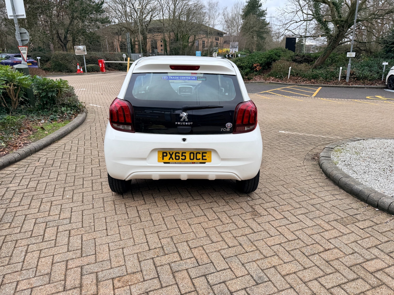 Used Peugeot 108 2015 for sale - 77398482: Photo 5
