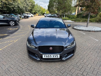 Used Jaguar XE 2016 for sale - 79575099: Photo