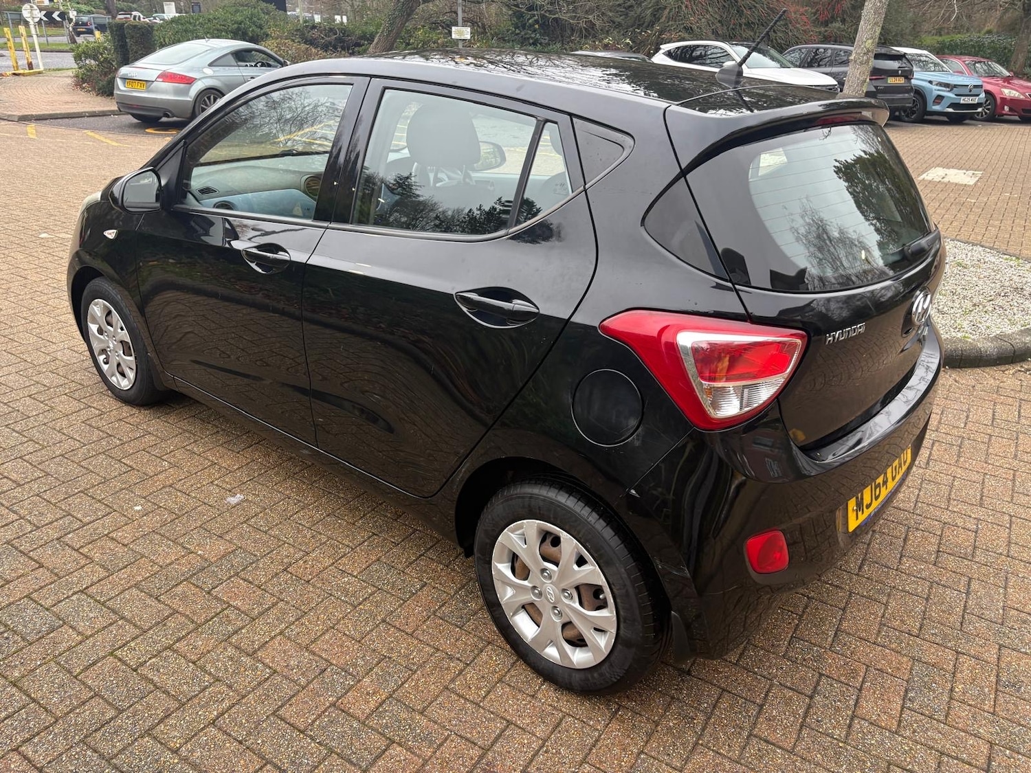 Used Hyundai i10 2014 for sale - 77124301: Photo 3