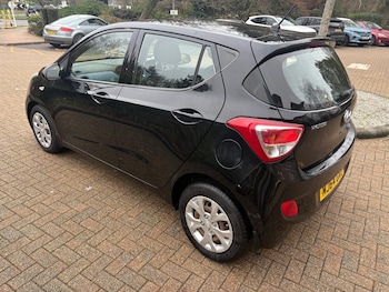 Used Hyundai i10 2014 for sale - 77124301: Photo