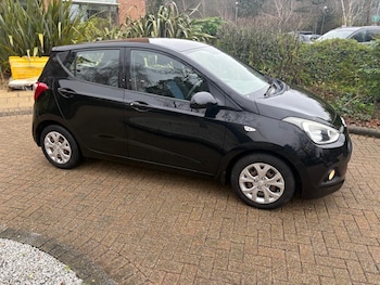 Used Hyundai i10 2014 for sale - 77124301: Photo