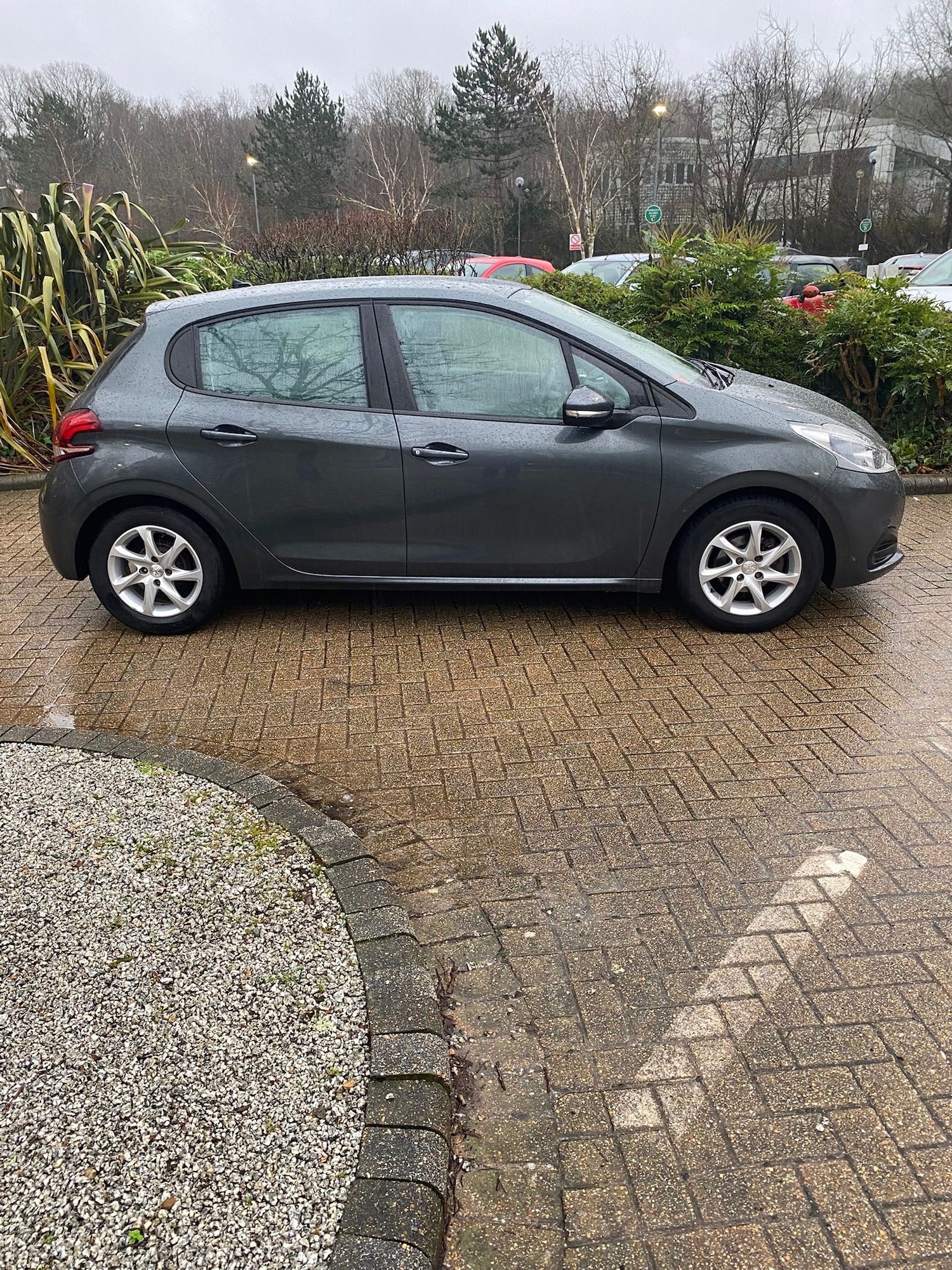 Used Peugeot 208 2017 for sale - 77450890: Photo 4