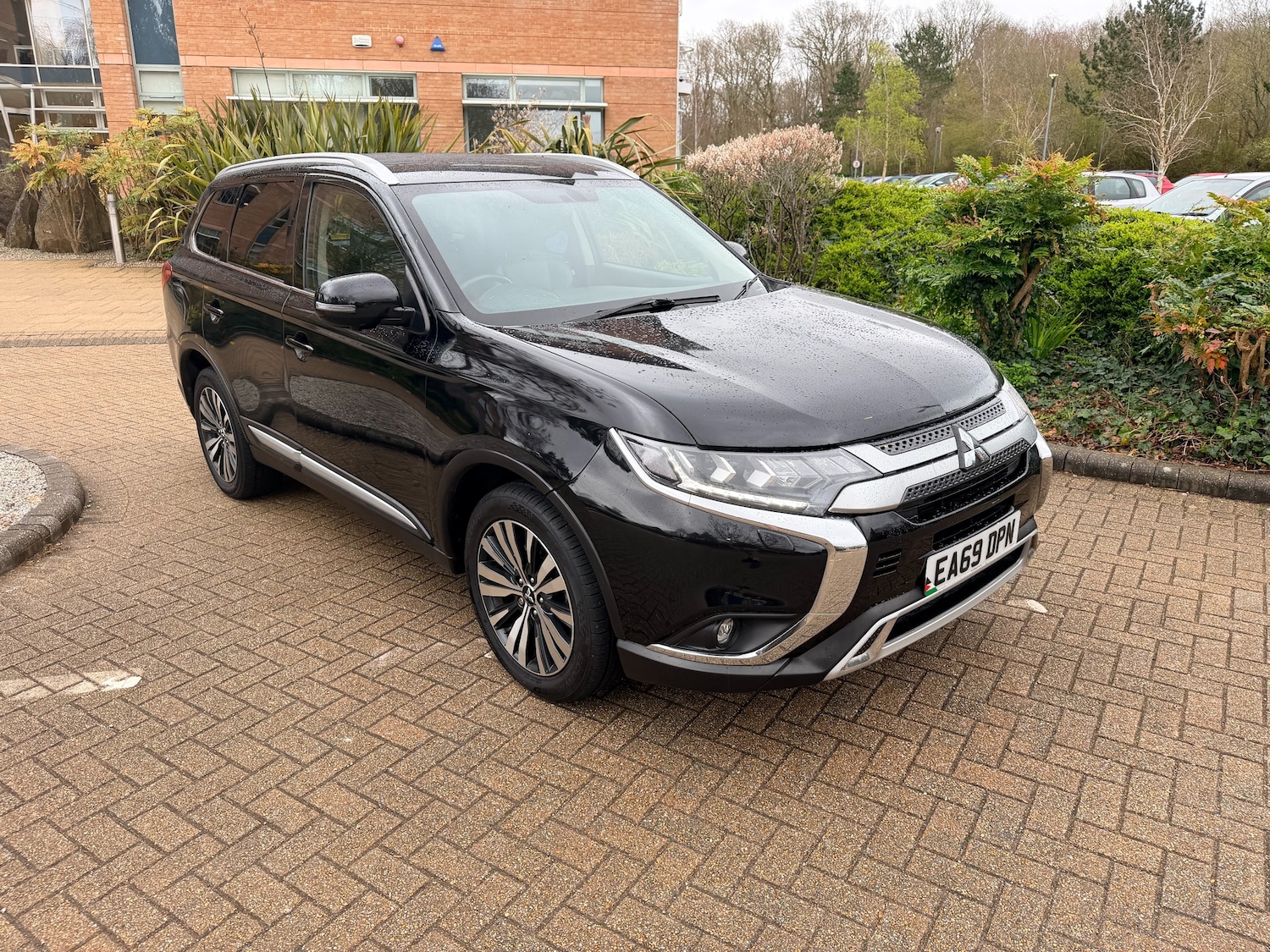Used Mitsubishi Outlander 2019 for sale - 78049861: Photo 2