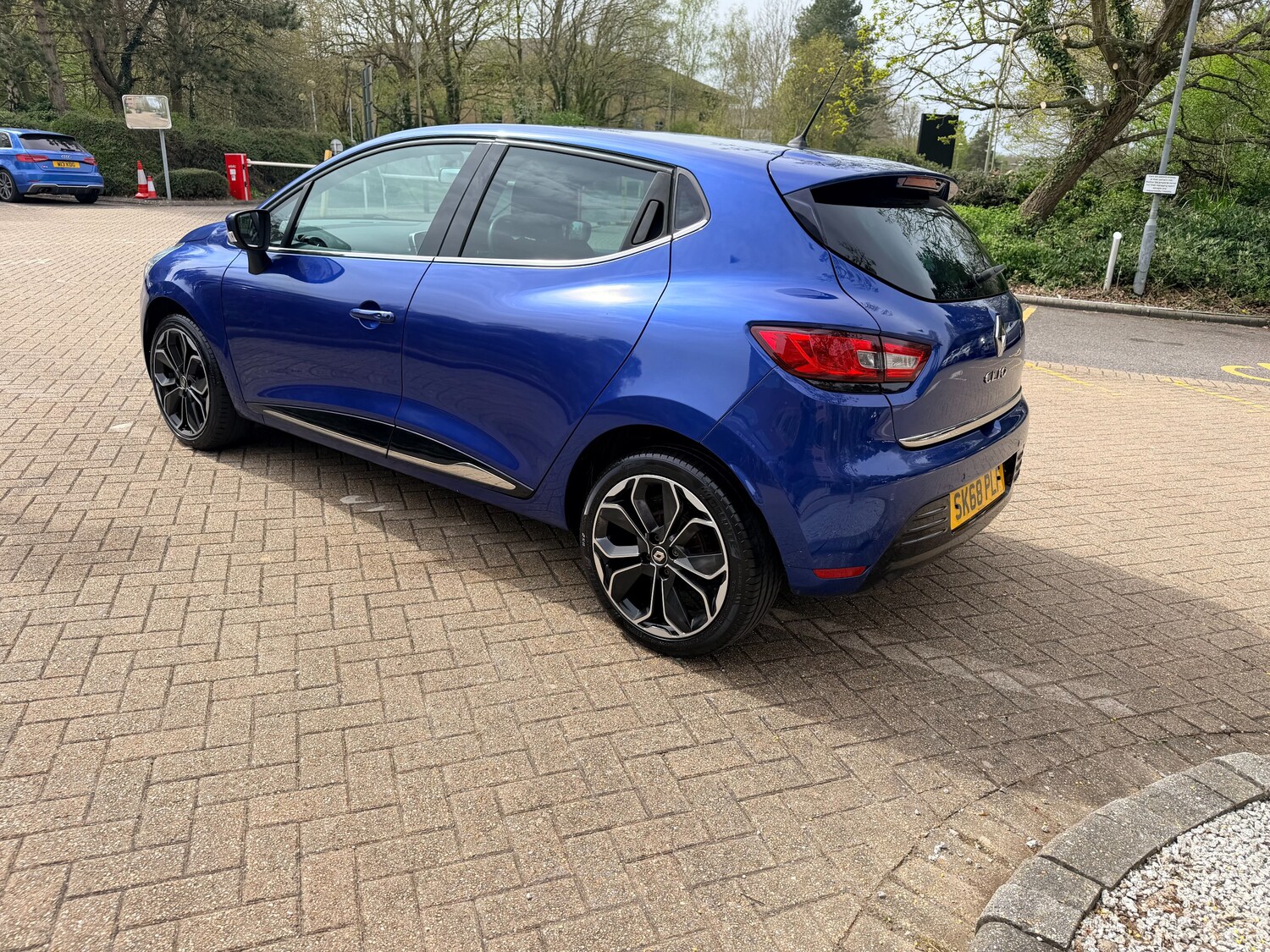 Used Renault Clio for sale - 78182596: Photo 11