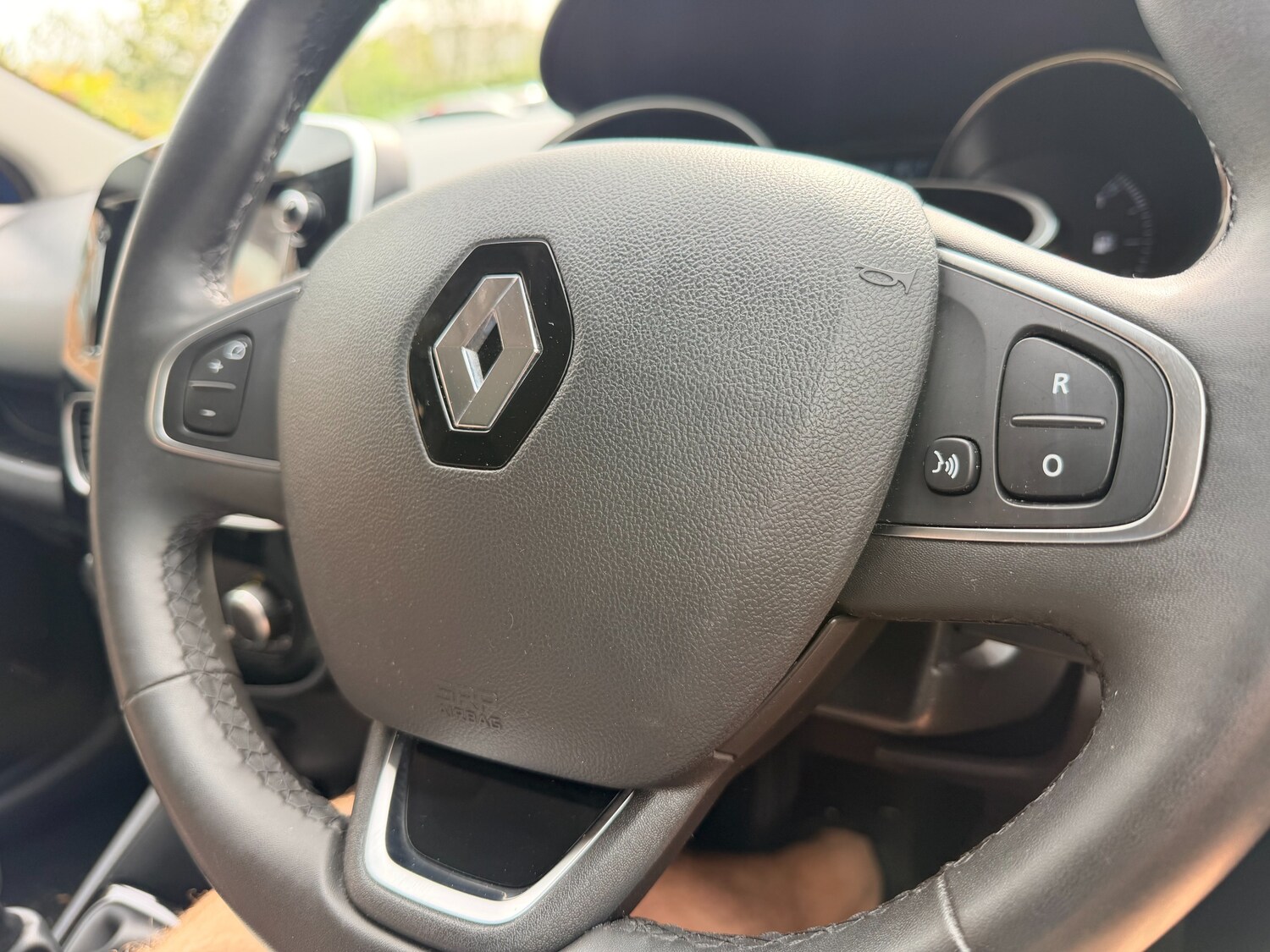 Used Renault Clio for sale - 78182596: Photo 17