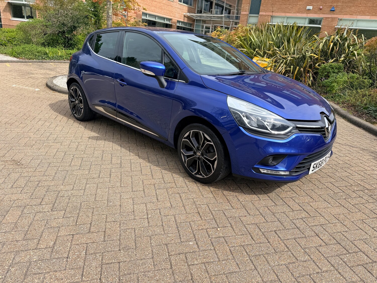 Used Renault Clio for sale - 78182596: Photo 6