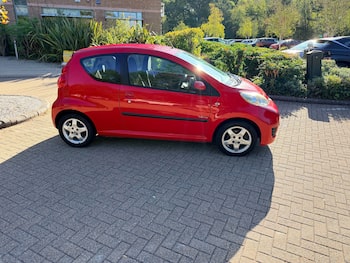 Used Peugeot 107 2010 for sale - 79872426: Photo