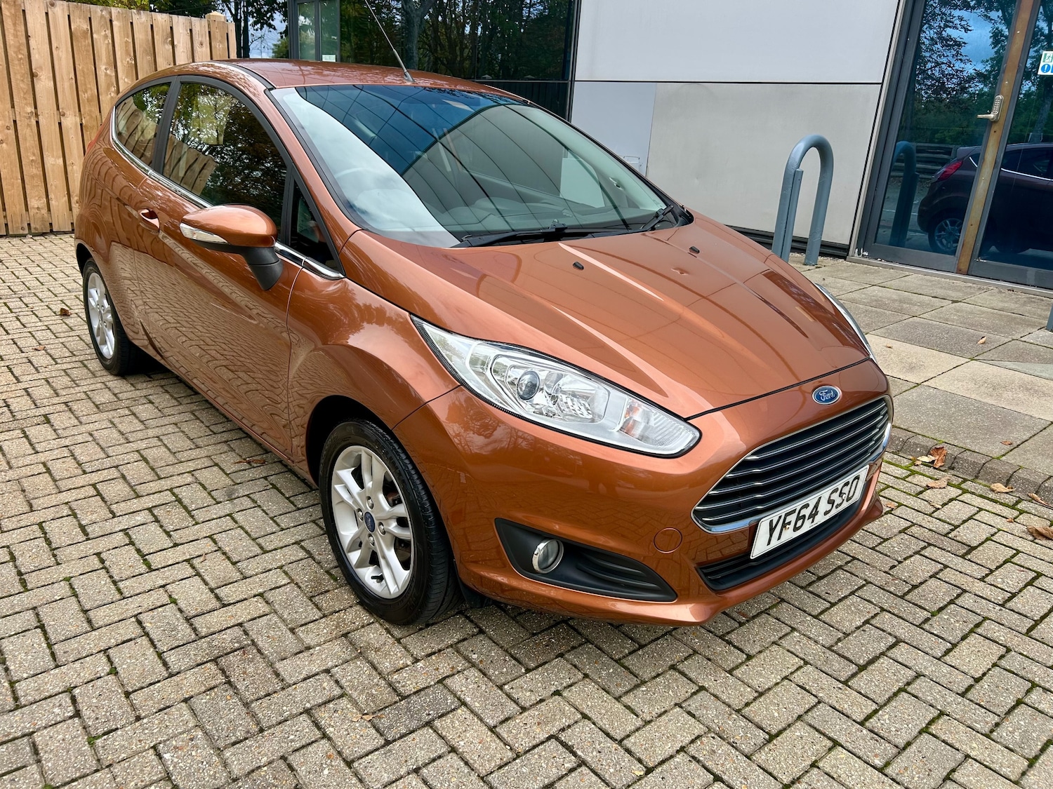 Used Ford Fiesta 2015 for sale - 77124289: Photo 1