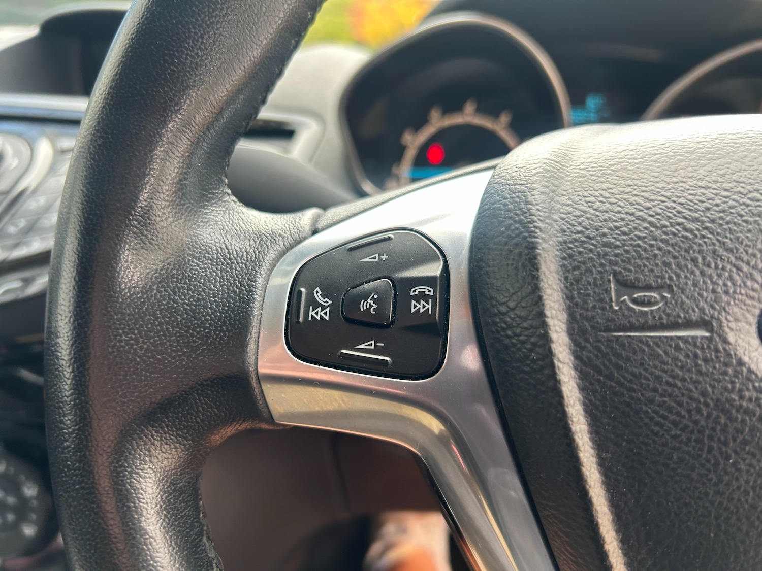 Used Ford Fiesta 2015 for sale - 77124289: Photo 16