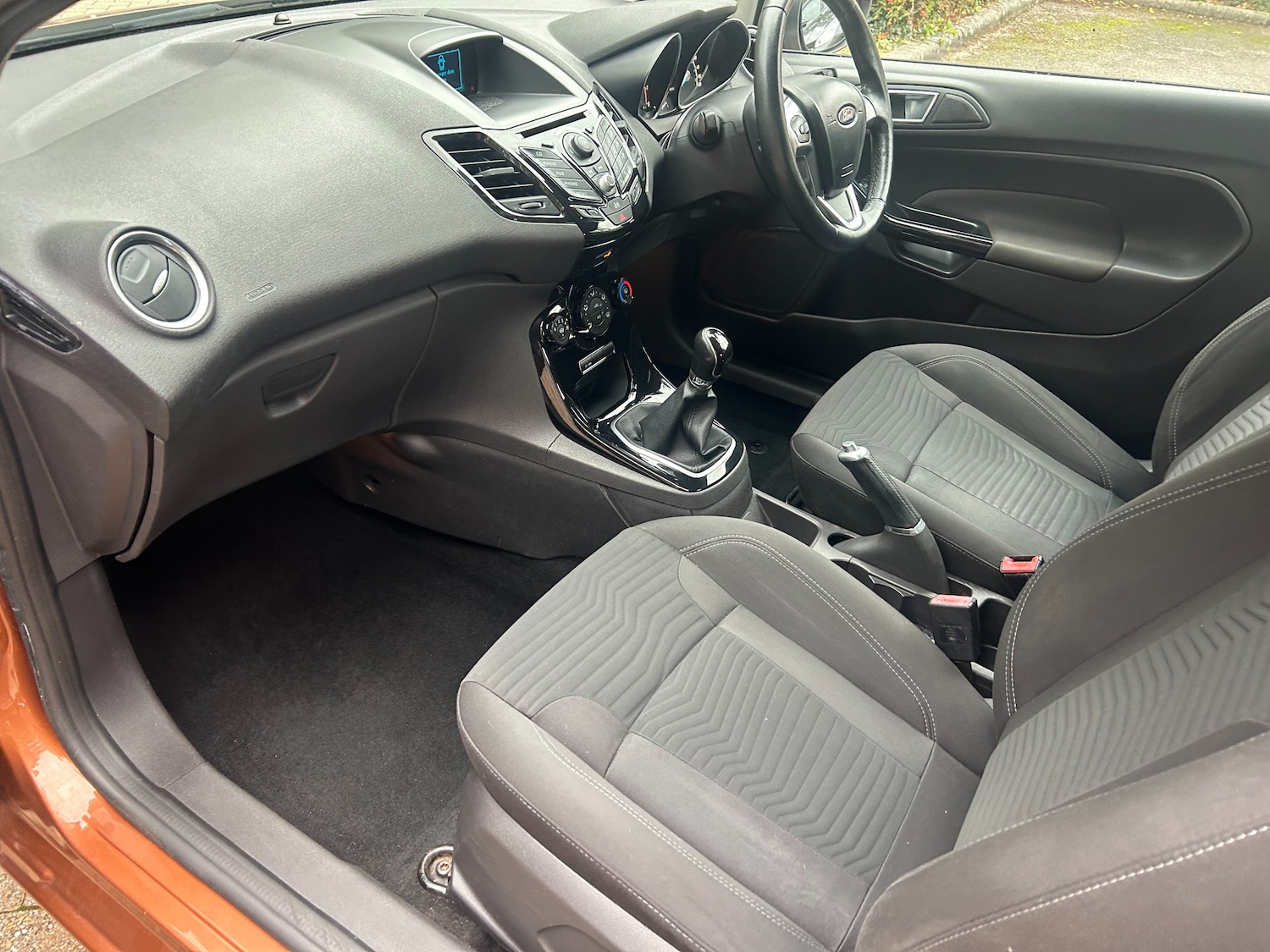 Used Ford Fiesta 2015 for sale - 77124289: Photo 26