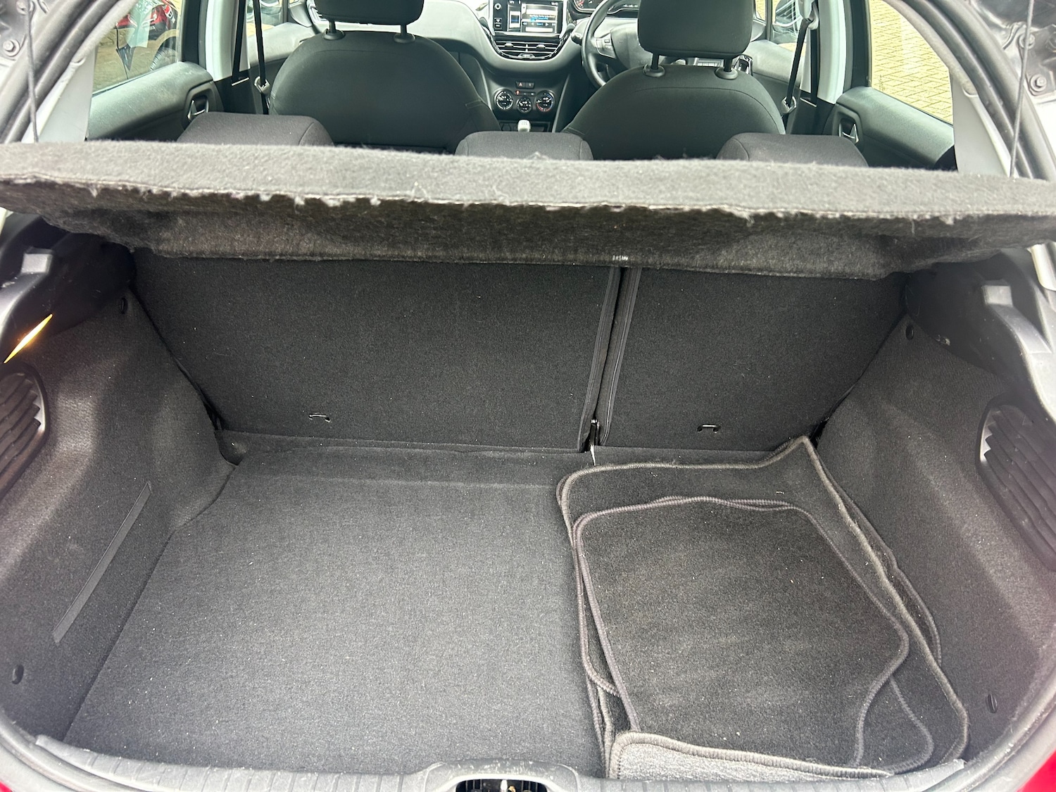 Used Ford Fiesta 2015 for sale - 77124289: Photo 28