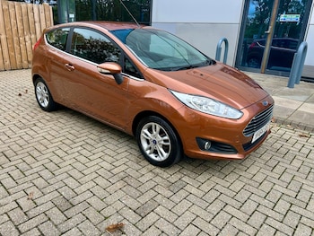 Used Ford Fiesta 2015 for sale - 77124289: Photo