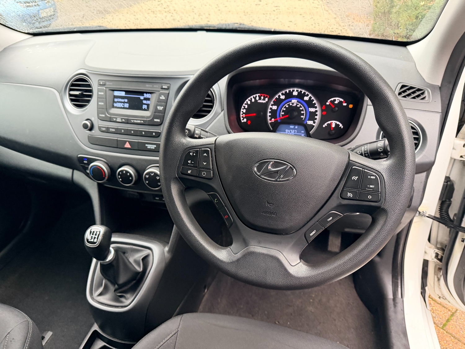 Used Hyundai i10 2017 for sale - 77124290: Photo 13