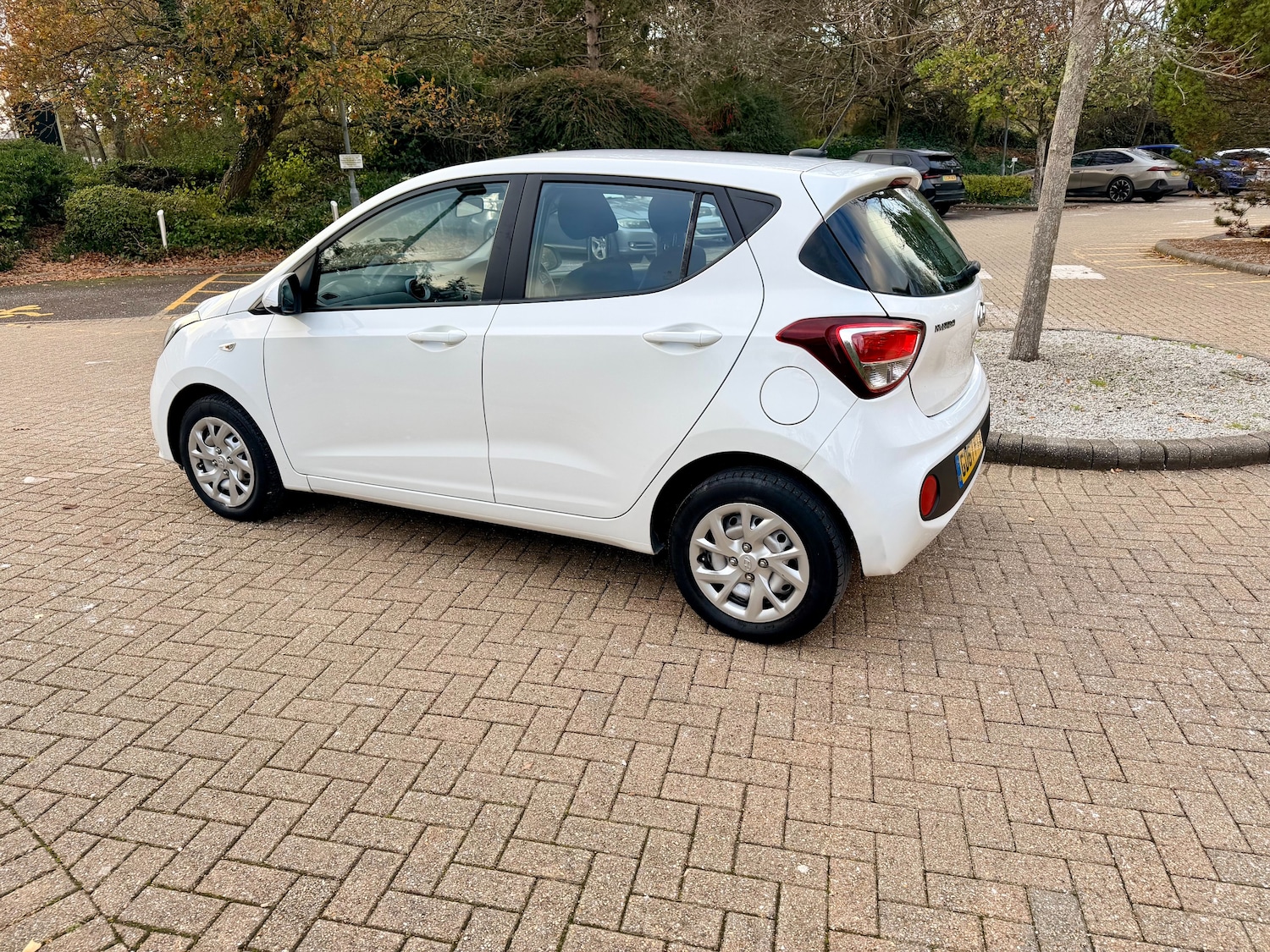Used Hyundai i10 2017 for sale - 77124290: Photo 8