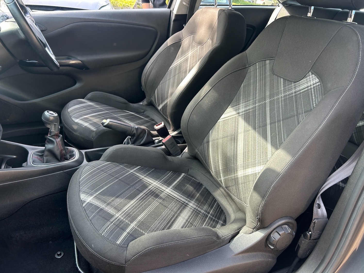 Used Vauxhall Corsa 2015 for sale - 77158063: Photo 28