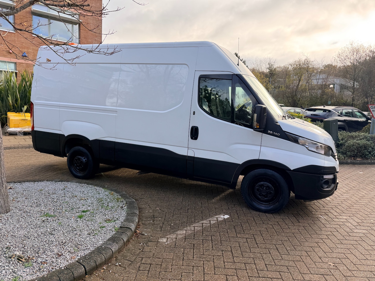 Used Iveco Daily for sale - 77562651: Photo 5