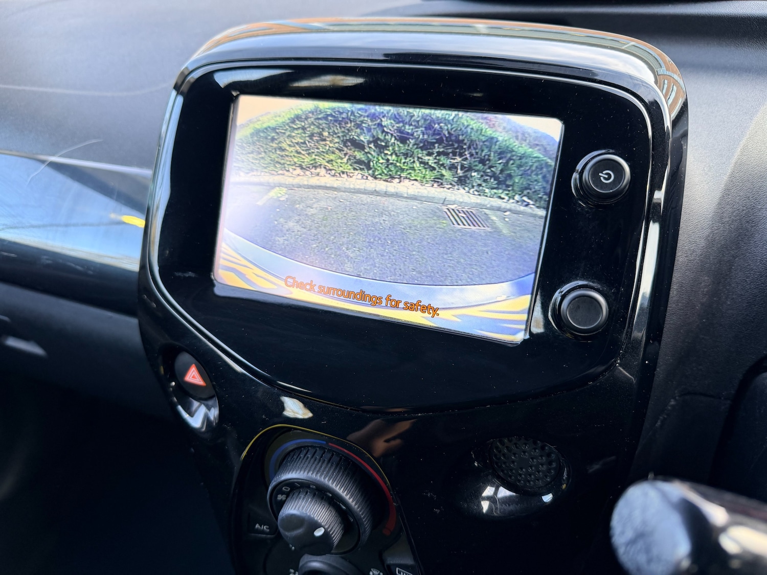 Used Toyota AYGO 2015 for sale - 77269415: Photo 13