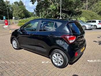 Used Hyundai i10 2018 for sale - 78864820: Photo
