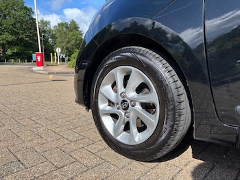 Used Hyundai i10 2018 for sale - 78864820: Photo