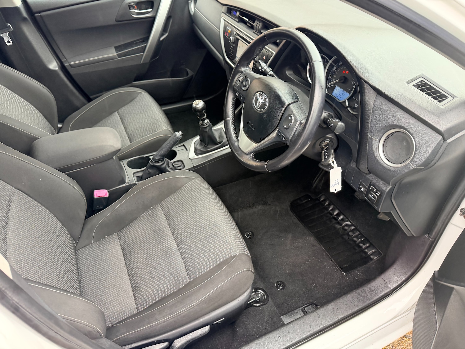 Used Toyota Auris 2015 for sale - 77570905: Photo 12