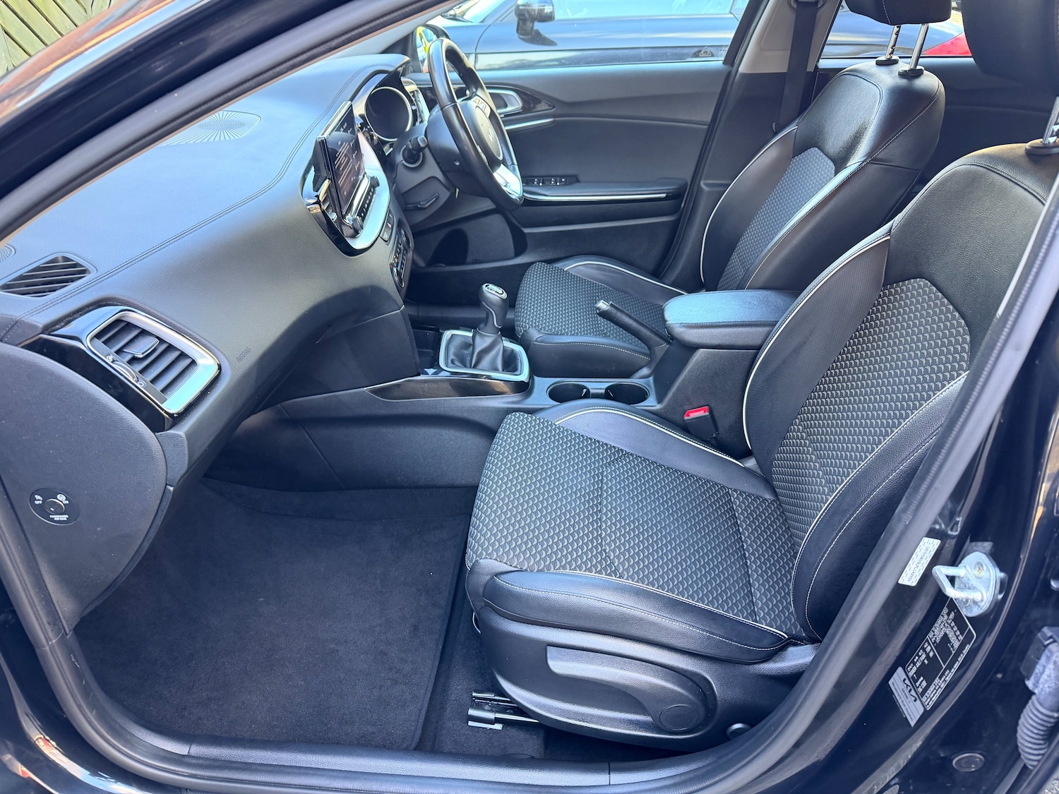 Used Kia Ceed 2022 for sale - 77364088: Photo 21