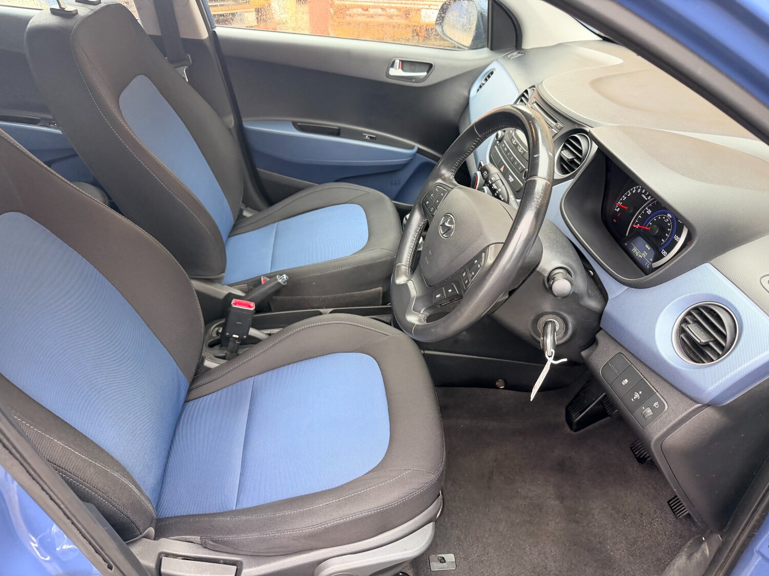 Used Hyundai i10 2015 for sale - 77703249: Photo 13