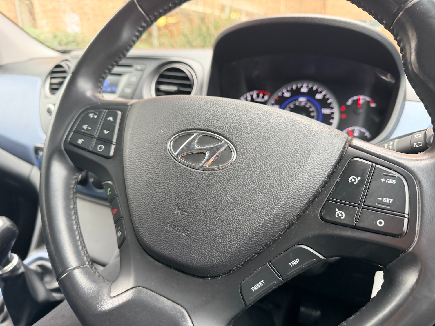 Used Hyundai i10 2015 for sale - 77703249: Photo 24