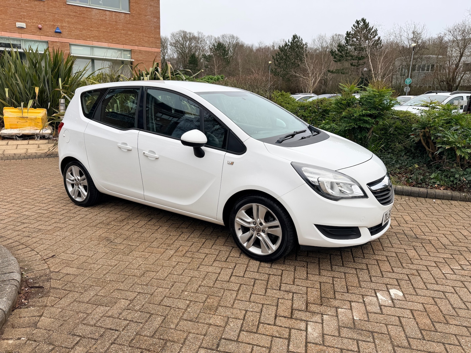 Used Vauxhall Meriva 2016 for sale - 77200756: Photo 4