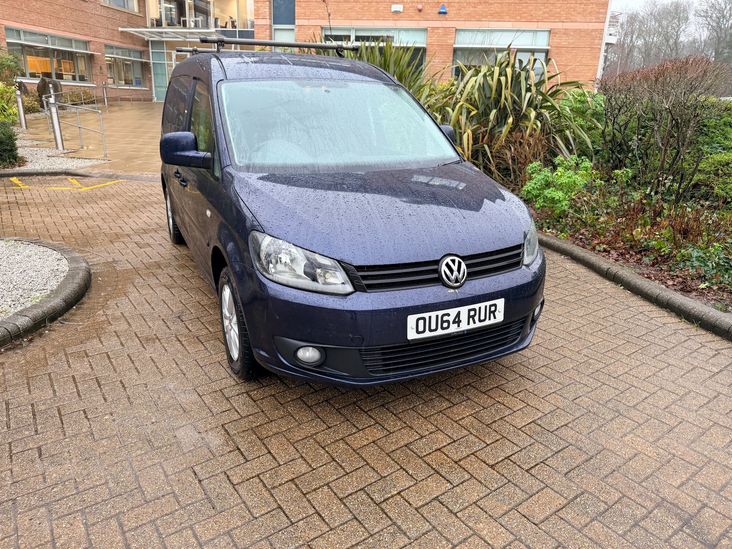 Used Volkswagen Caddy Maxi 2014 for sale - 77506070: Photo 2