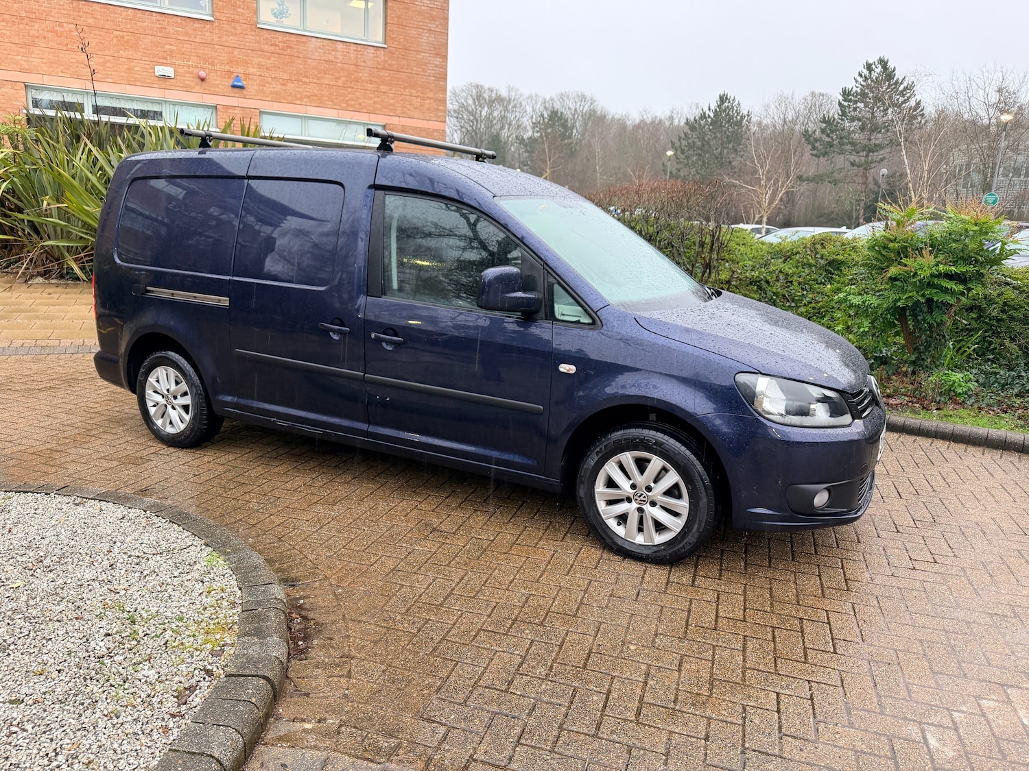 Used Volkswagen Caddy Maxi 2014 for sale - 77506070: Photo 4