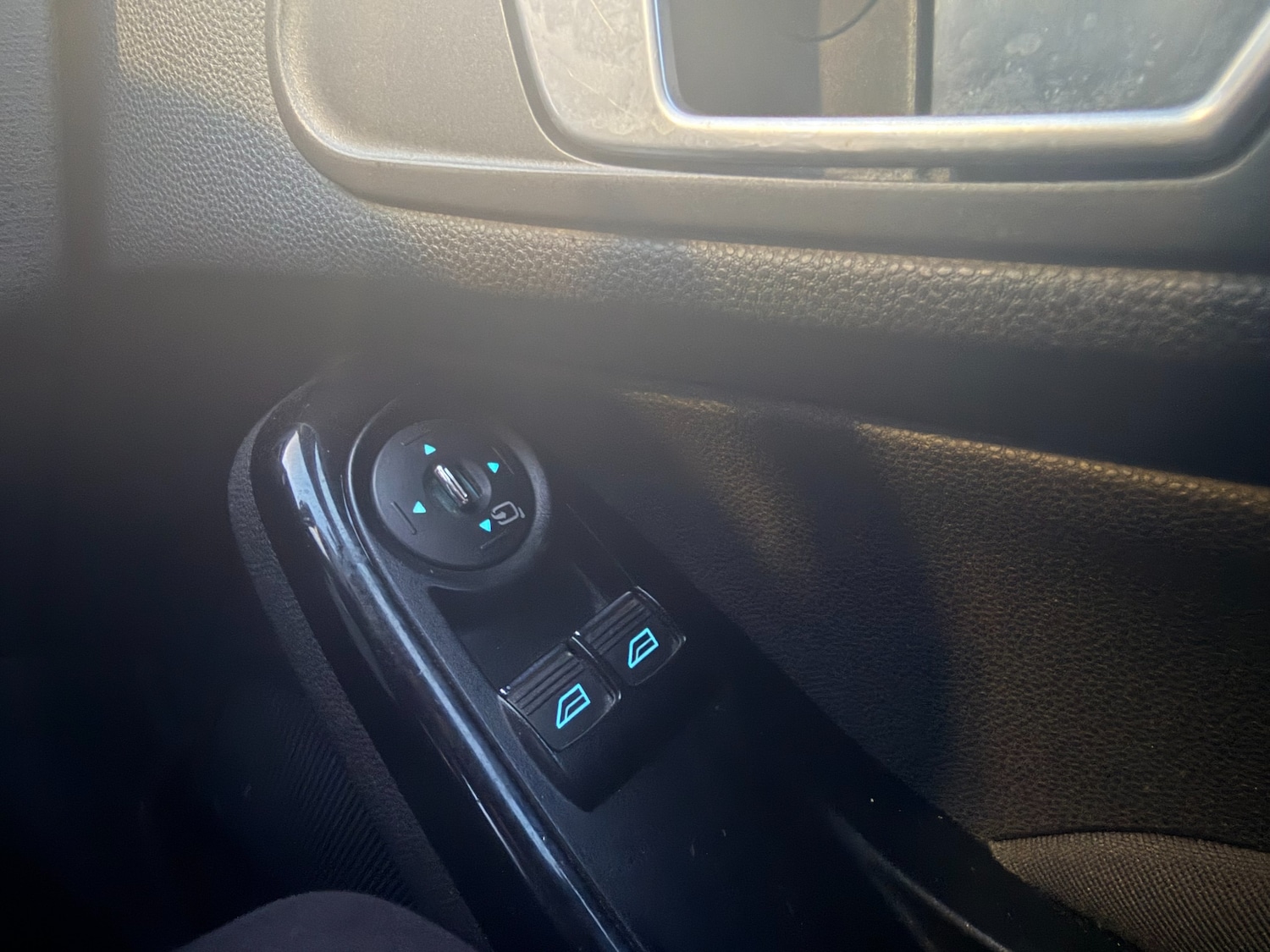 Used Ford Fiesta 2013 for sale - 77539928: Photo 17