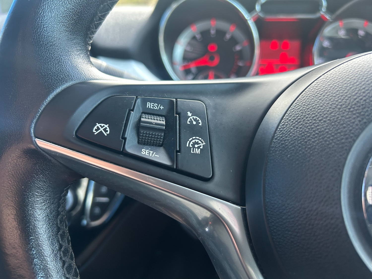 Used Vauxhall ADAM 2016 for sale - 77124304: Photo 17