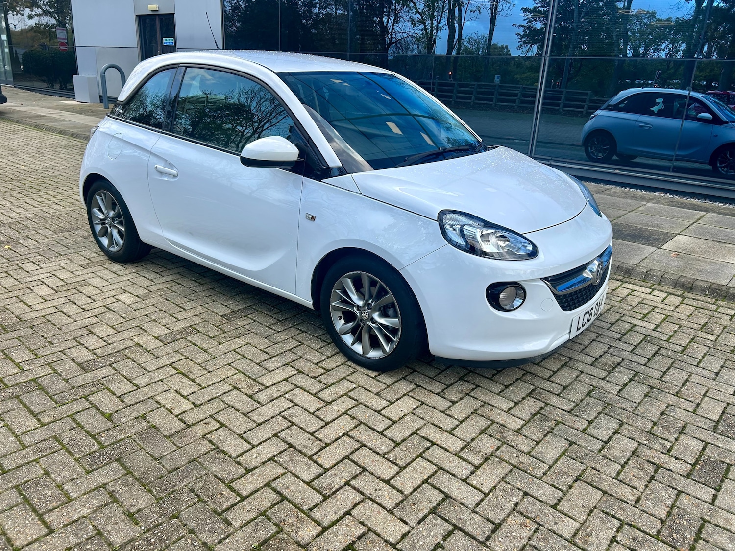 Used Vauxhall ADAM 2016 for sale - 77124304: Photo 3