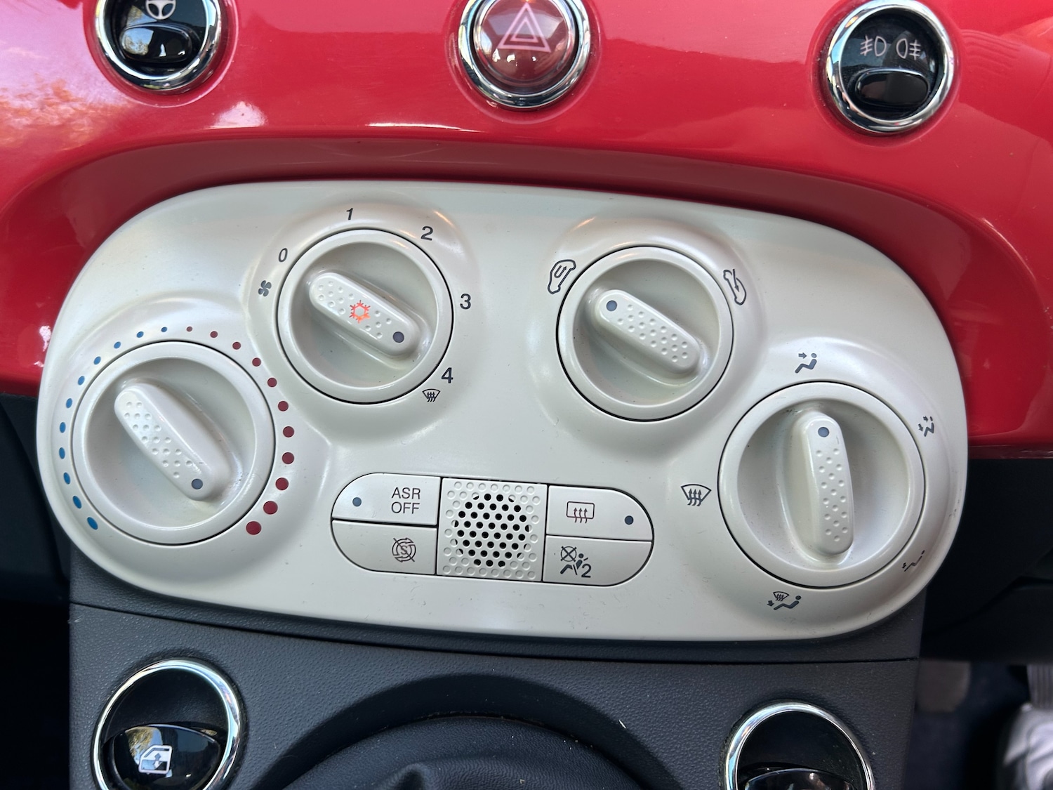 Used Fiat 500 2016 for sale - 77124315: Photo 34