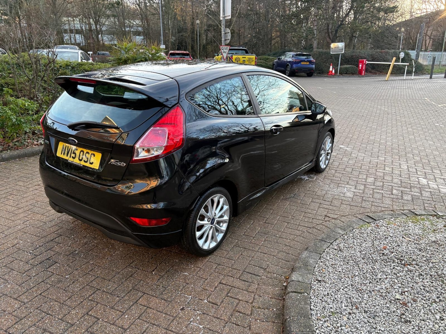 Used Ford Fiesta 2015 for sale - 77124280: Photo 12
