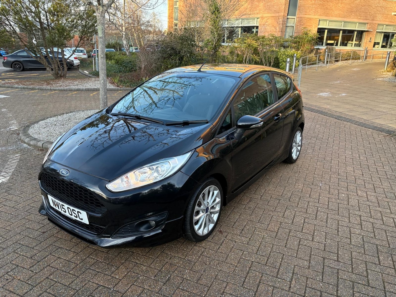 Used Ford Fiesta 2015 for sale - 77124280: Photo 2